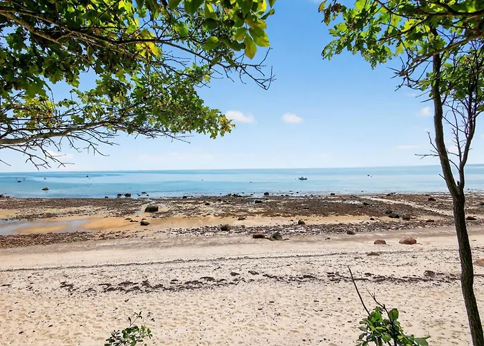 Ocean Views & Private Beach 3Br Nature Escape Villa